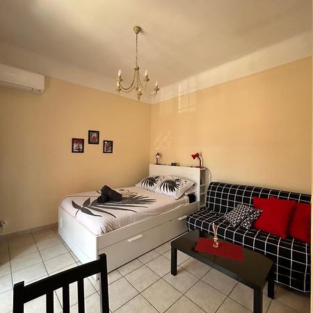 Studio Avec Grand Balcon- Residence De Caractere Bandol Dış mekan fotoğraf